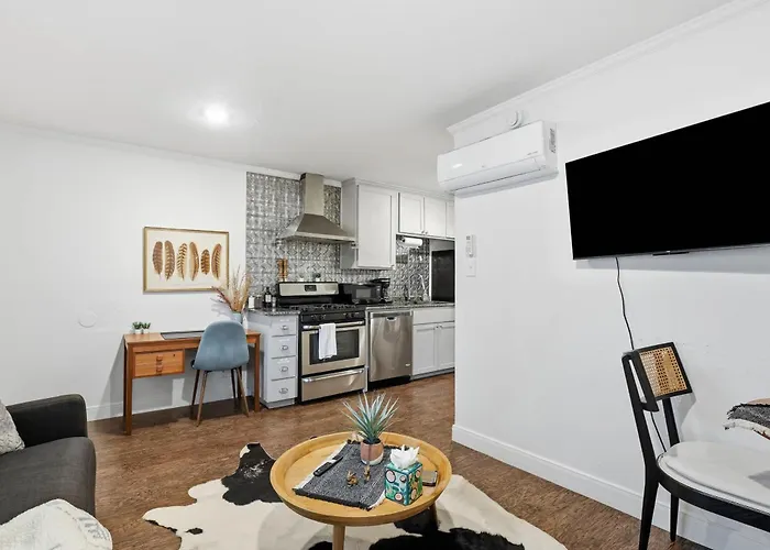 Apartment Stylish Near Tcu - Free Parking