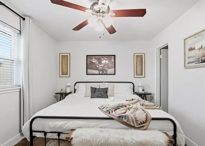 Stylish Near Tcu - Free Parking Apartment Fort Worth